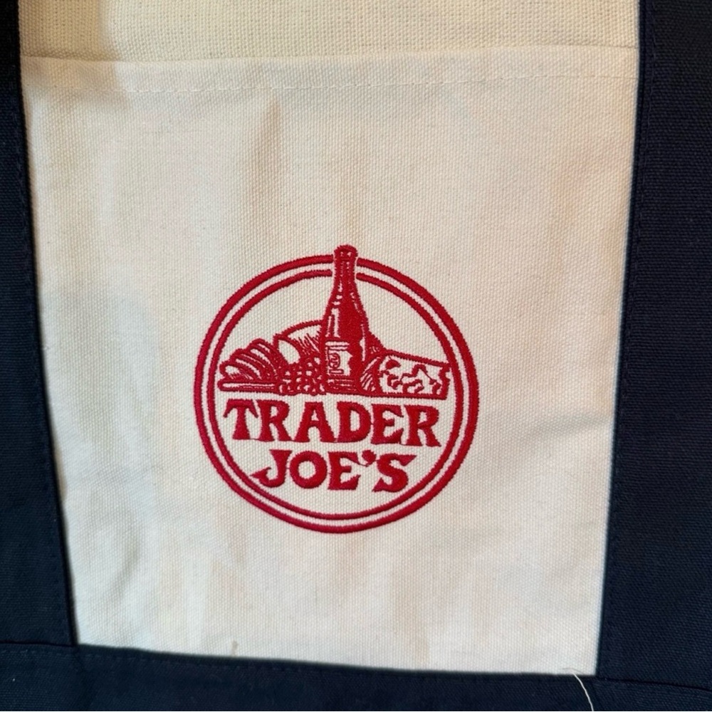 Trader Joe’s Navy Canvas Tote Bag Reusable Grocery Shopper NWT - Picture 2 of 4